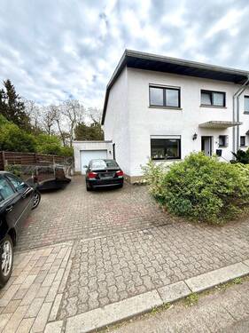 1 - 4 Zimmer Einfamilienhaus in Ensdorf