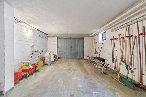 Garage - 