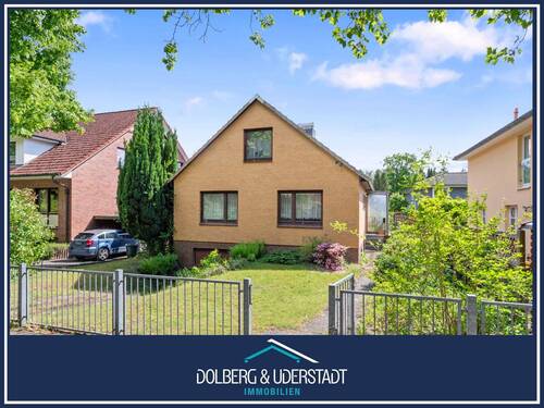 Ansicht - Wer macht mich wieder schön?! Einfamilienhaus in ruhiger Nebenstraße nah am Naturschutzgebiet !