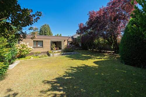 Aussenansicht - 5 Zimmer Einfamilienhaus zum Kaufen in Bielefeld