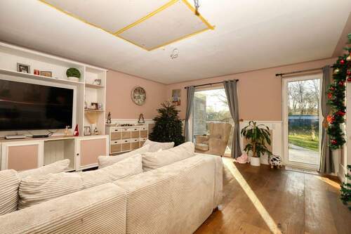 Wohnzimmer - Einfamilienhaus mit 117,00 m&sup2; in Cadenberge zum Kaufen