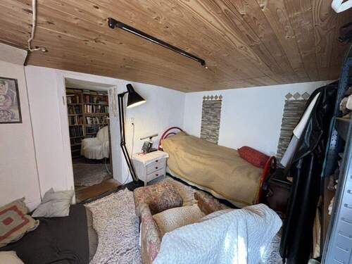 OG - Schlafzimmer (Vorderhaus) - 