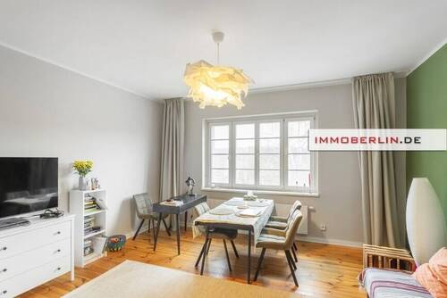3 - 2 Zimmer Etagenwohnung in Berlin