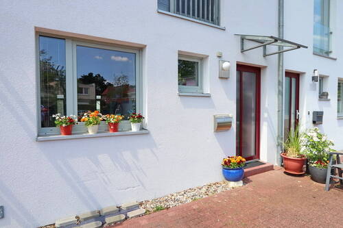 Hauseingang - Reihenmittelhaus mit 135,50 m² in Kaltenkirchen zum Kaufen