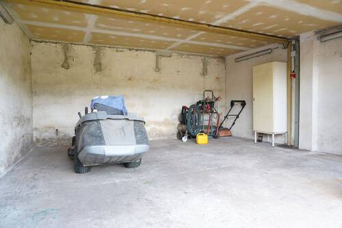 Nebengebäude / Garage - 