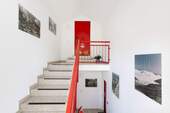 Treppenhaus / Aufgang zur Dachterrasse - 