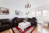 Wohnzimmer - Etagenwohnung mit 105,30 m² in Berlin zum Kaufen