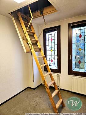 Aufstieg zum Dachboden - 