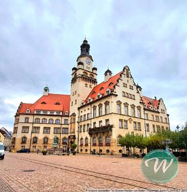 zentraler Platz mit dem Rathaus der Stadt Döbeln - 
