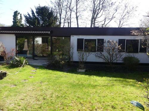 Hausansicht mit Garten - 4 Zimmer Reihenmittelhaus zum Kaufen in Berlin