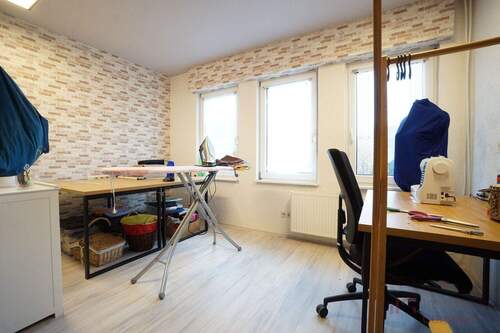 Schlafzimmer EG/Büro - 