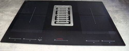 Ceranfeld mit Dunstabzug - 