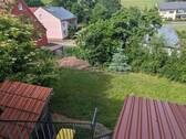 Blick von Balkon in den Garten - 