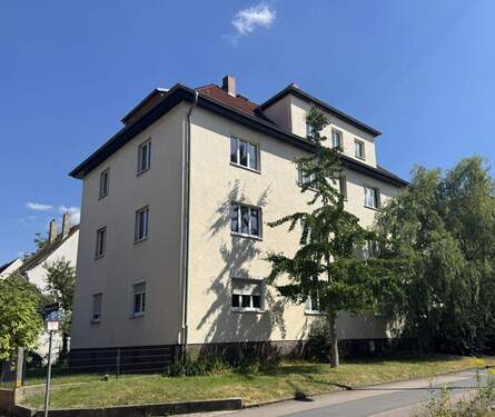 Außenansicht - 2-Zimmer-Wohnung mit Balkon zu vermieten
