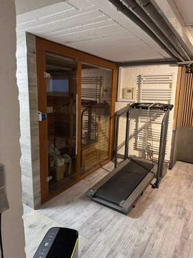 Wellnessbreich mit Sauna - 