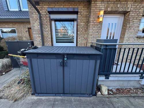 Eingansbereich mit Fahrrad Box - 