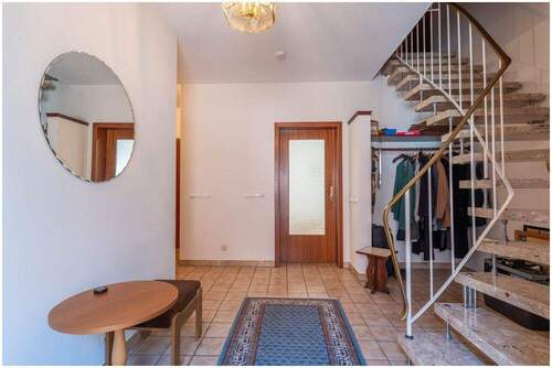 Eingangsflur - Einfamilienhaus mit 136,00 m&sup2; in Elmshorn zum Kaufen