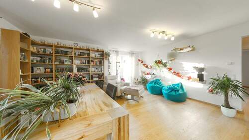 Wohnzimmer - 3 Zimmer Etagenwohnung zum Kaufen in Werne