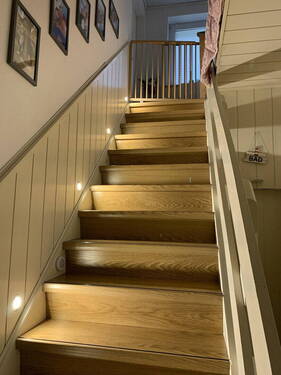 08. Neue Treppe mit LED - 