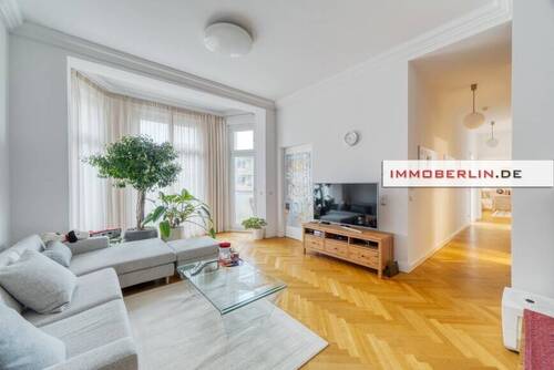 1 - 1.100.000,00&nbsp;EUR Kaufpreis, ca.&nbsp; 107,00&nbsp;m&sup2;&nbsp;Wohnfl&auml;che