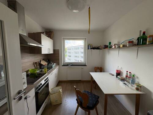 Küche beispielhaft - 1 Zimmer Mehrfamilienhaus, Wohnhaus in Wiesau