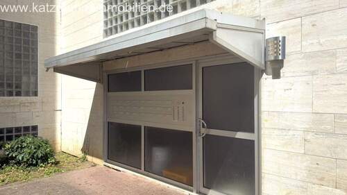 Hauseingang - Etagenwohnung mit 82,00 m&sup2; in Bergheim zum Kaufen