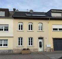 LANGSUR - nahe Grenze Luxemburg - Gepflegtes Einfamilienhaus mit Terrasse und Garten