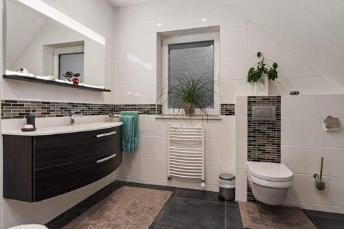 Bad mit Dusche 6,84 m² - 