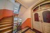Treppen - Etagenwohnung mit 120,50 m&sup2; in Ulm zum Kaufen