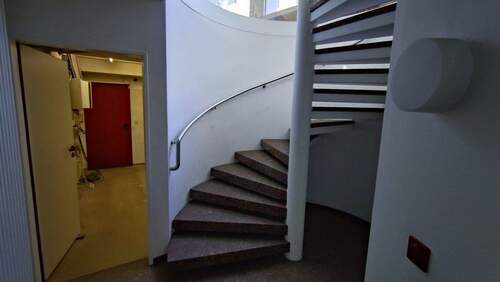 Treppenangang Untergeschoss - 