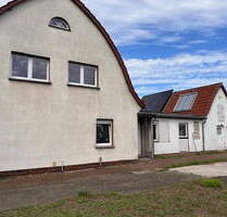Doppelhaushälfte, 1350 NKM, 87 qm Wfl., 573 qm Grund, Kamin, neues Bad - Groß Lindow