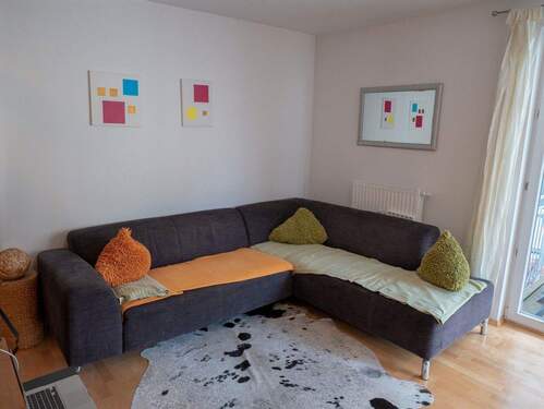 Wohnzimmer - 1 Zimmer Etagenwohnung in München