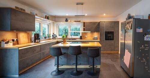 Küche - 5 Zimmer Einfamilienhaus in Hoppegarten