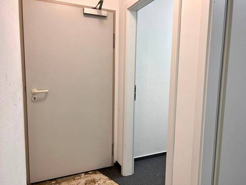 Flur - 2 Zimmer Büro zur Miete in Plauen