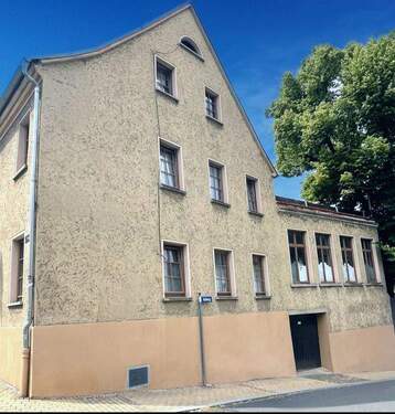 Ansicht mit Werkstatt.jpeg - Einfamilienhaus mit 150,00 m&sup2; in Meerane zum Kaufen