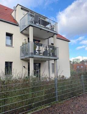 Ansicht Frühstückbalkon - 4 Zimmer Etagenwohnung zum Kaufen in Erlangen