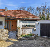 Wohnen mit Flair: Großzügiges Architektenhaus mit weitläufigem Garten - Waiblingen / Bittenfeld
