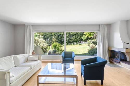 Wohnzimmer - 6 Zimmer Einfamilienhaus zum Kaufen in Königstein im Taunus / Falkenstein