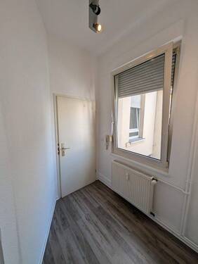 Bild 1 - 2 Zimmer Küche Bad zentral in Rastatt *frisch renoviert*