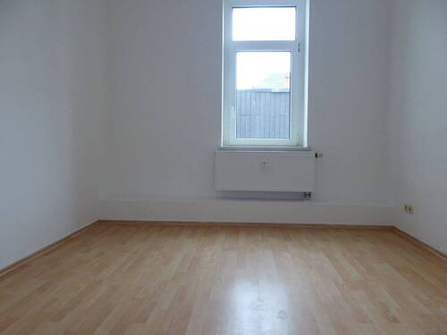 Zimmer 3 - 