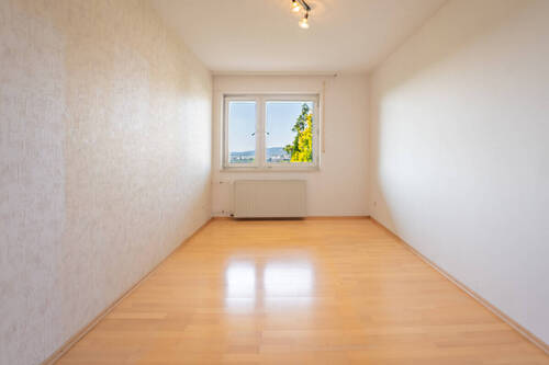 Schlafzimmer (2) OG - 