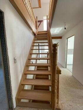 Innentreppe zum ausgebaute DG - 