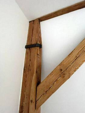 gut erhaltenes Dachgebälk - 