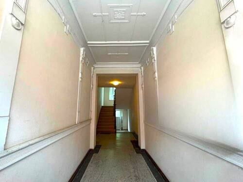 Eingangsbereich - Etagenwohnung mit 66,00 m&sup2; in Weißenfels zum Kaufen