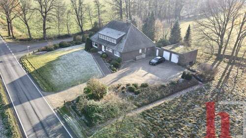Drohnenaufnahme - 9 Zimmer Einfamilienhaus zum Kaufen in Lohne