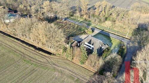 Drohnenaufnahme - 9 Zimmer Einfamilienhaus in Lohne