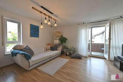 Bild 1 - Zentral und doch ruhig gelegene 2-Zimmer-Wohnung in Weil am Rhein.