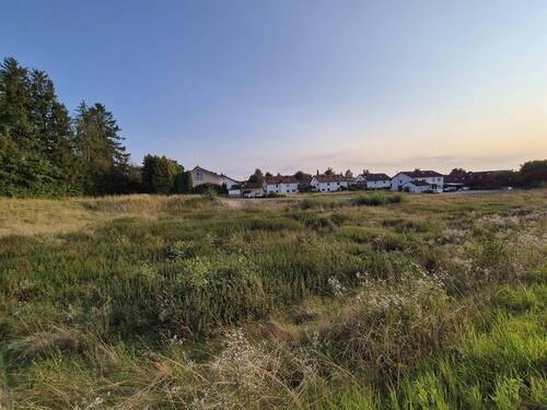 Süden - Grundstück in Egmating