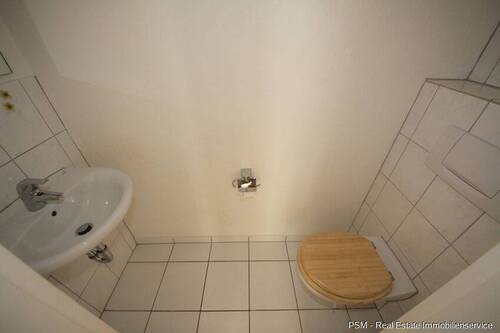 WC - 