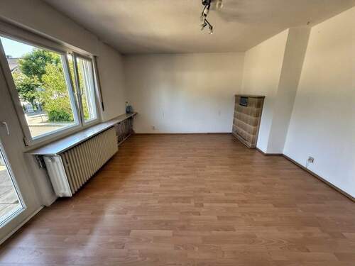 Wohnzimmer - Reihenendhaus mit 110,00 m&sup2; in Ettlingen zum Kaufen
